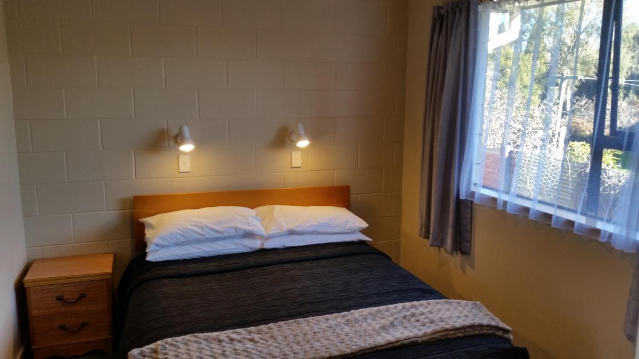 Moeraki Boulders Motel Hampden Exterior photo